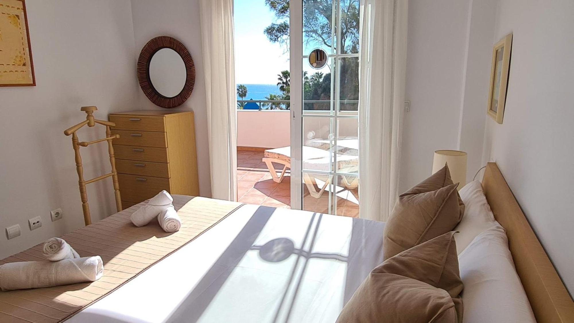 Apartament Burriana Beach Silhouse Nerja Exteriér fotografie